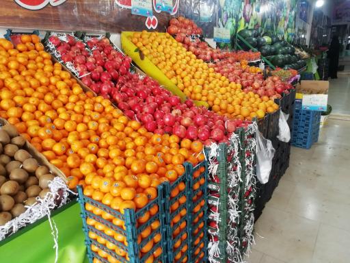 عکس بازار میوه و تره بار برادران رضایی