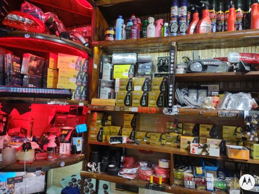 عکس هدلایت زنون اسپرت پوریا 