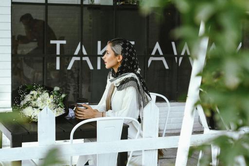 عکس کافه وایت