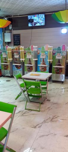 آبمیوه بستنی 3استار