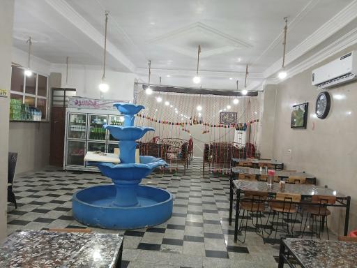 رستوران چهار فصل