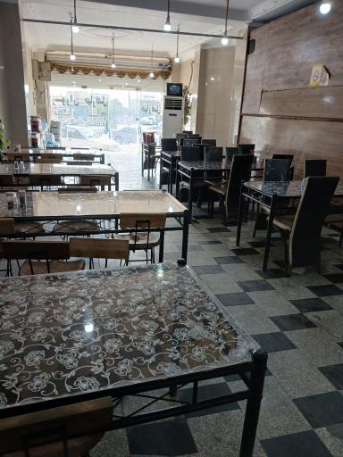 رستوران چهار فصل