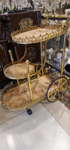 عکس لوستر و آینه کنسول برنزی قصرشعله