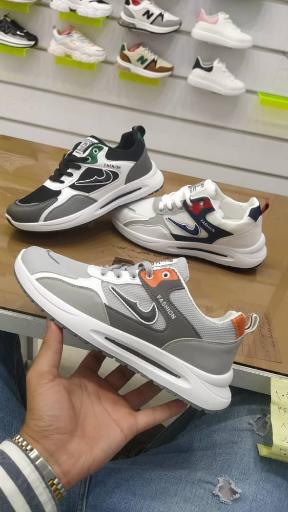 عکس فروشگاه کفش زنانه رفاه