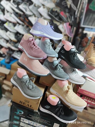 عکس فروشگاه کفش زنانه رفاه