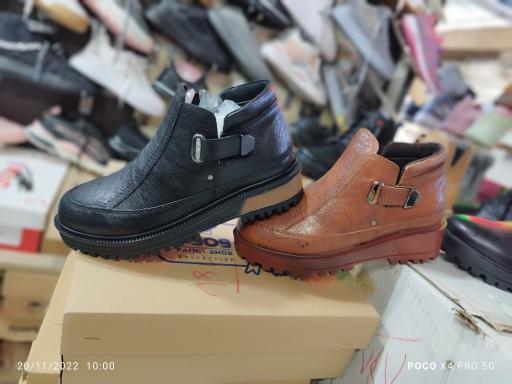 عکس فروشگاه کفش زنانه رفاه