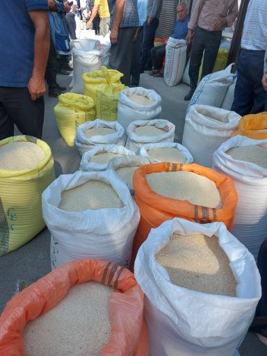 عکس بازار برنج فروشان 