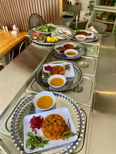 عکس رستوران مزه چی