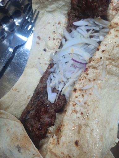 عکس کبابی رهگذر