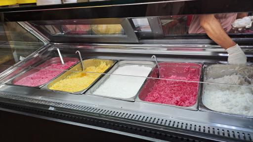 عکس فالوده پشت ارگ