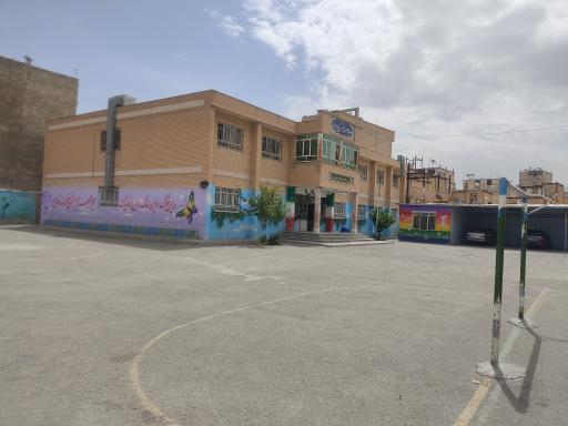 عکس مدرسه شهید فرمانی