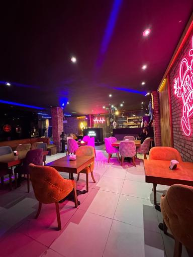 عکس نئون لانژ