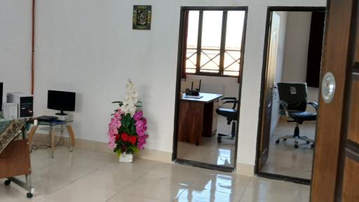 عکس آکادمی پندار نیک