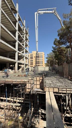 عکس کارخانه سپهر بتن نیلگون یزد