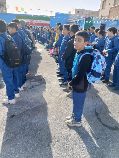 عکس دبستان پسرانه شاهد شهید ناصری