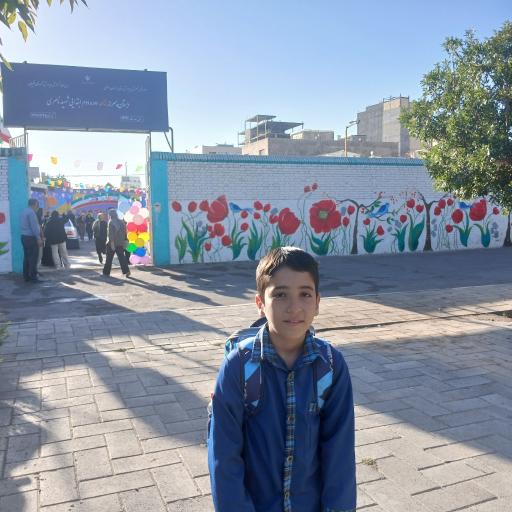 دبستان پسرانه شاهد شهید ناصری