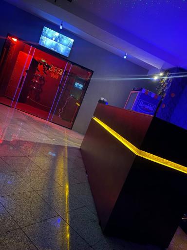 عکس لیزر تگ رابین