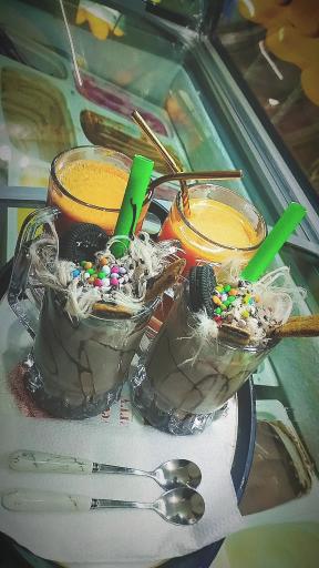 عکس کافه بستنی شبستان 