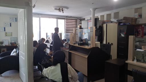 عکس پیشخوان دولت کد 72161197