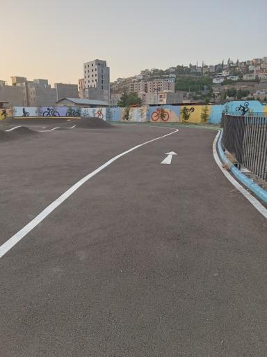 عکس پیست دوچرخه سواری 