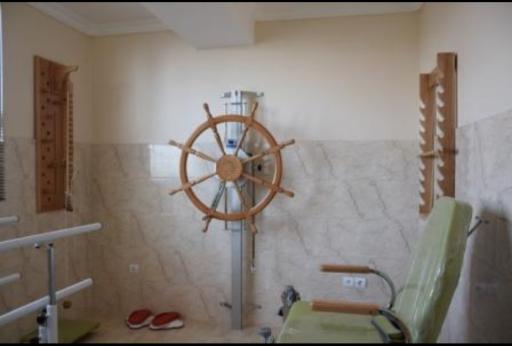 عکس فیزیوتراپی آران