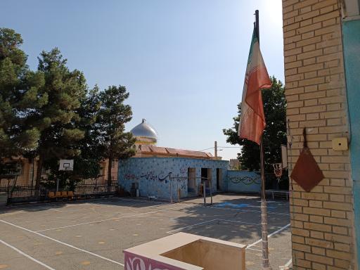 عکس دبیرستان دخترانه تهذیب