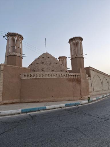 عکس آب انبار رحمت آباد 