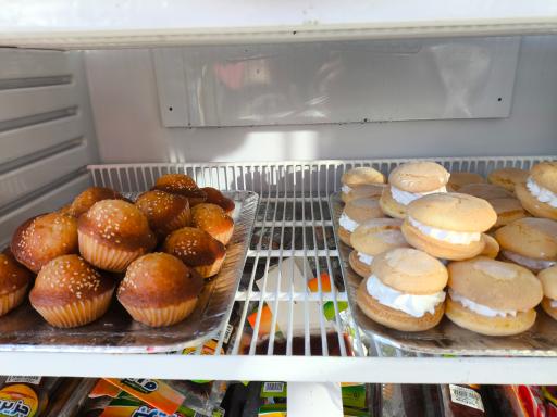 عکس کافه پاپیون