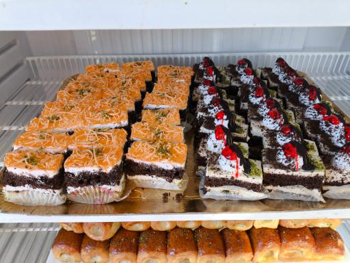 عکس کافه پاپیون