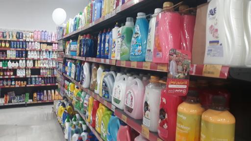 عکس افق کوروش شعبه شفت ولیعصر