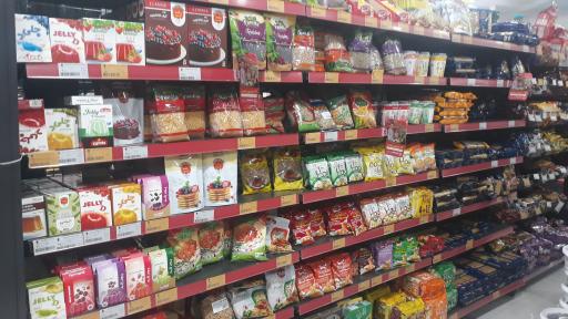 عکس افق کوروش شعبه شفت ولیعصر