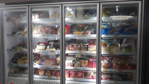 عکس افق کوروش شعبه شفت ولیعصر