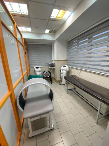 عکس کلینیک فیزیوتراپی آنا 