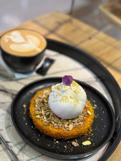 عکس کافه بیکری دنیز 