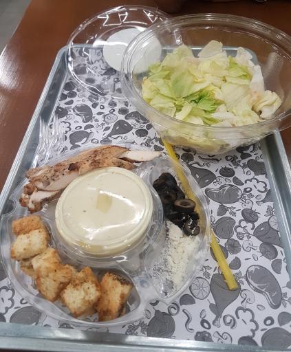 عکس فست فود شیلا (شعبه میدان انقلاب)