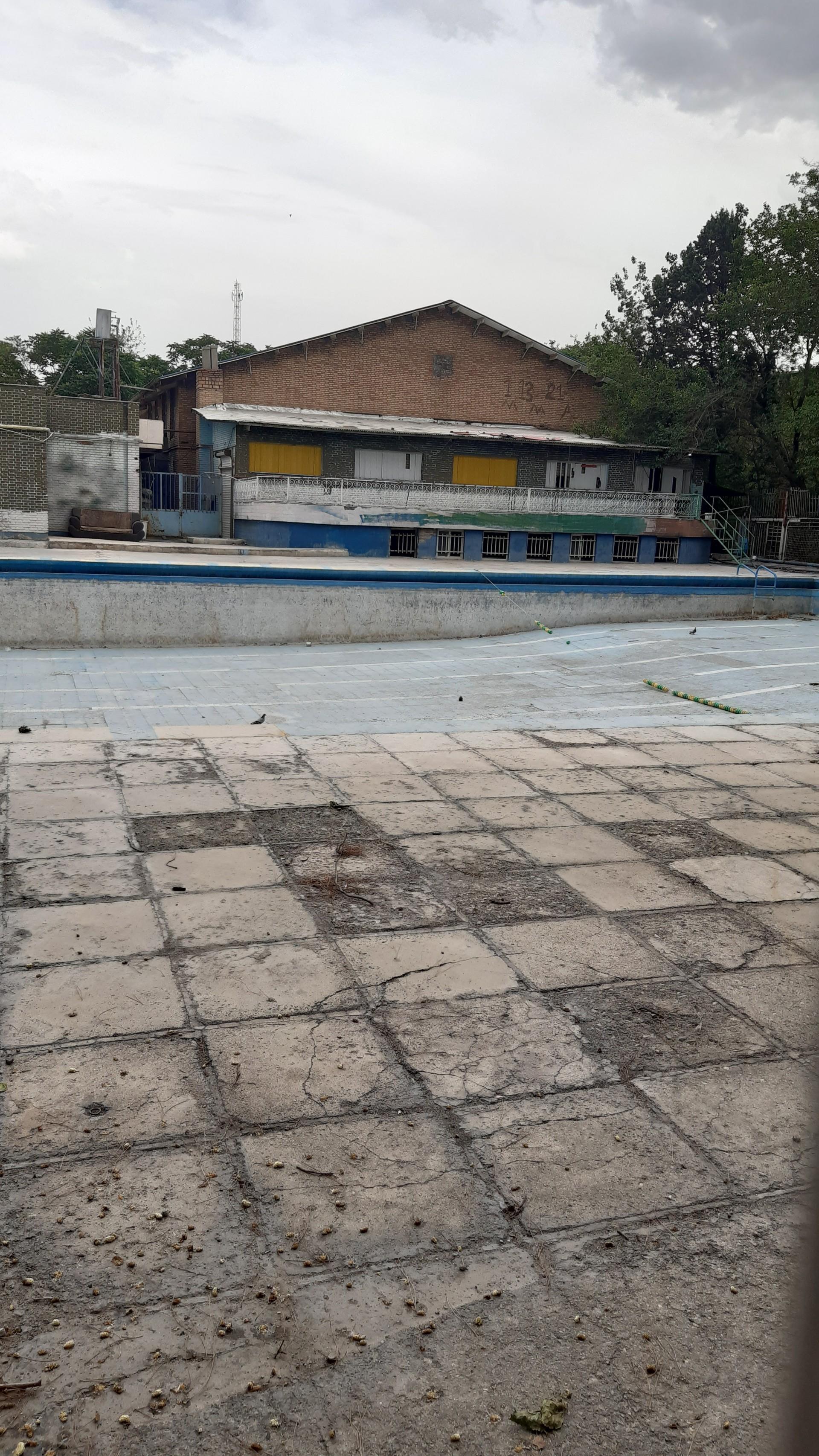 عکس استخر بعثت 