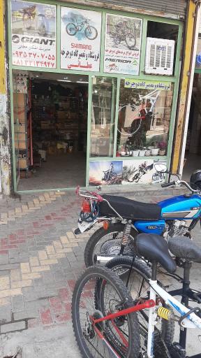 عکس دوچرخه سازی اشکان عطایی