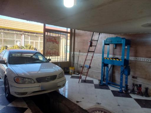 عکس تعمیرگاه جلوبندی