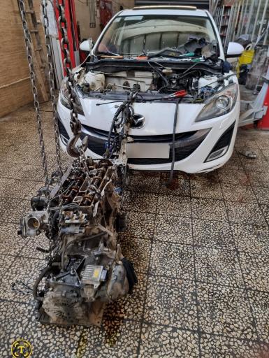 عکس تعمیرگاهVIPمعین صادقی