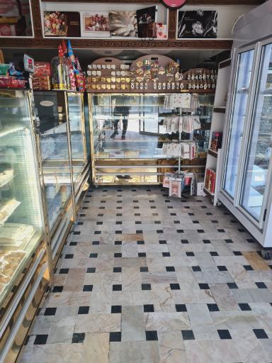 عکس شیرینی سرای پگاه