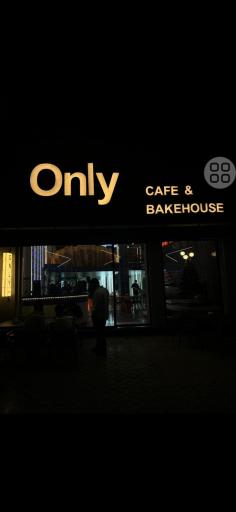 عکس کافی شاپ only