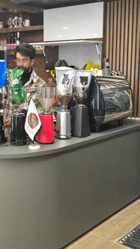 عکس کافه باباکریم