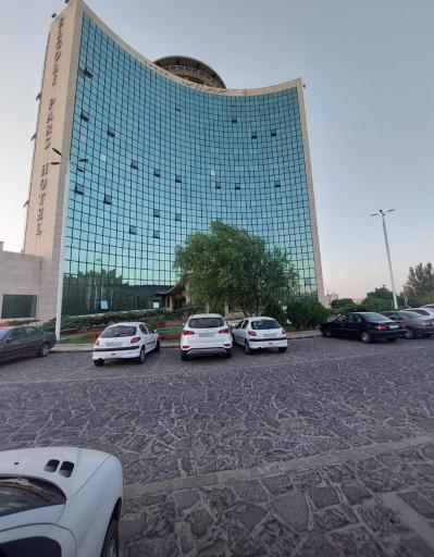 عکس هتل بین المللی ائل گلی
