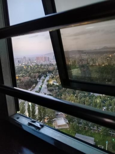 عکس هتل بین المللی ائل گلی