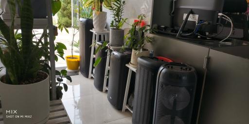 عکس کافی نت موبایل و کامپیوتر کوکیانا