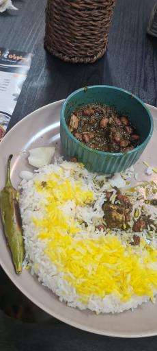 رستوران ژ