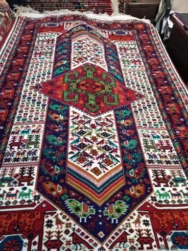 عکس فروشگاه فرش حاج طاهر صحنه