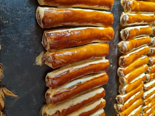 عکس نان زنجبیلی وکیک صبحانه