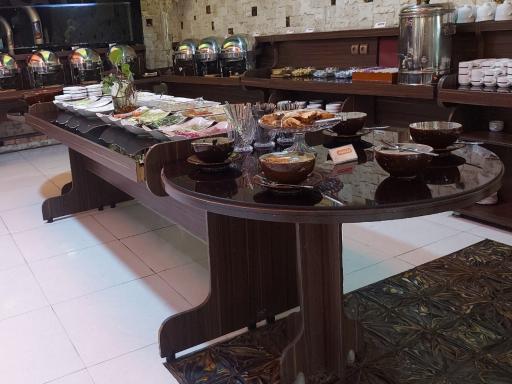 عکس رستوران ملل