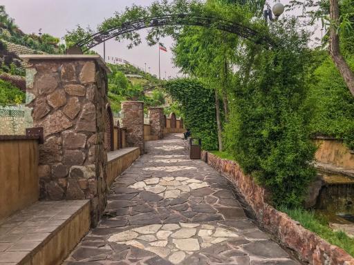 عکس بوستان نهج البلاغه فاز دو